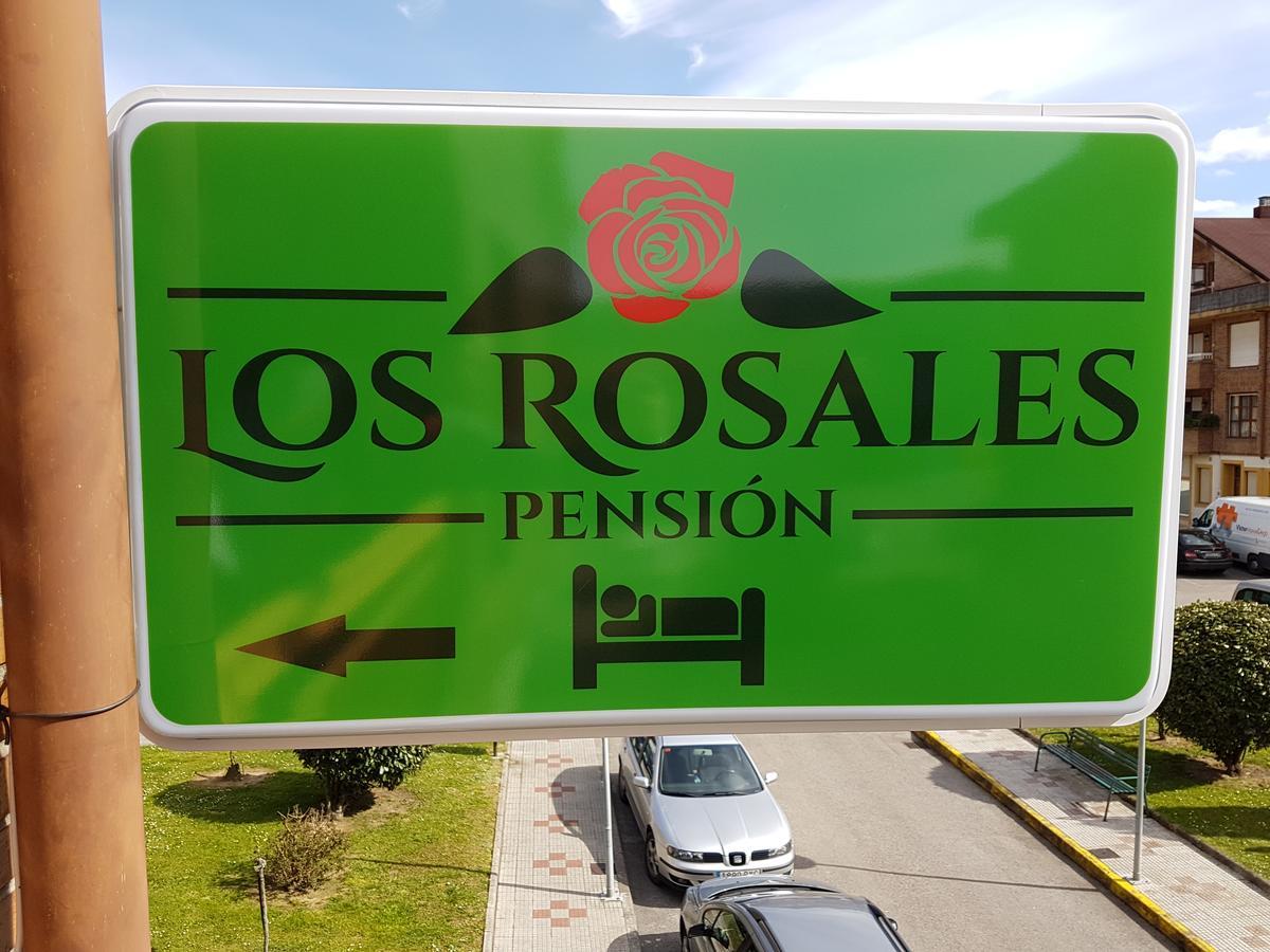 Los Rosales 萨龙 外观 照片